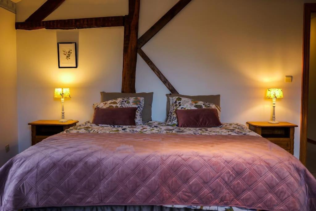 Gite La Dame Au Lit Gite A La Ferme Momignies Exteriér fotografie